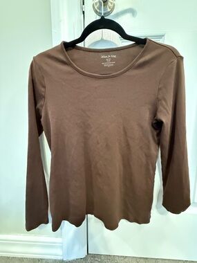 White Stag Brown Long Sleeve Crewneck Women's Top